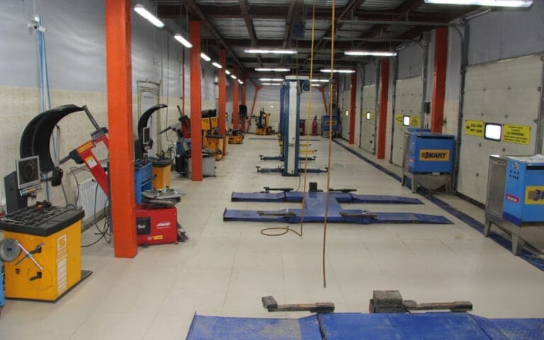 Автосервис магазина на Коминтерна, д. 47Б