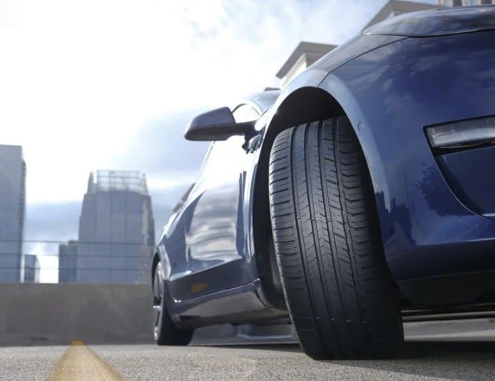 Nokian Tyres представляет новую всесезонную UHP-шину с улучшенными характеристиками 2 Nokian Tyres представляет новую всесезонную UHP-шину с улучшенными характеристиками 1
