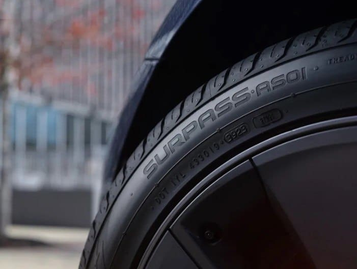 Nokian Tyres представляет новую всесезонную UHP-шину с улучшенными характеристиками 4 Nokian Tyres представляет новую всесезонную UHP-шину с улучшенными характеристиками 3
