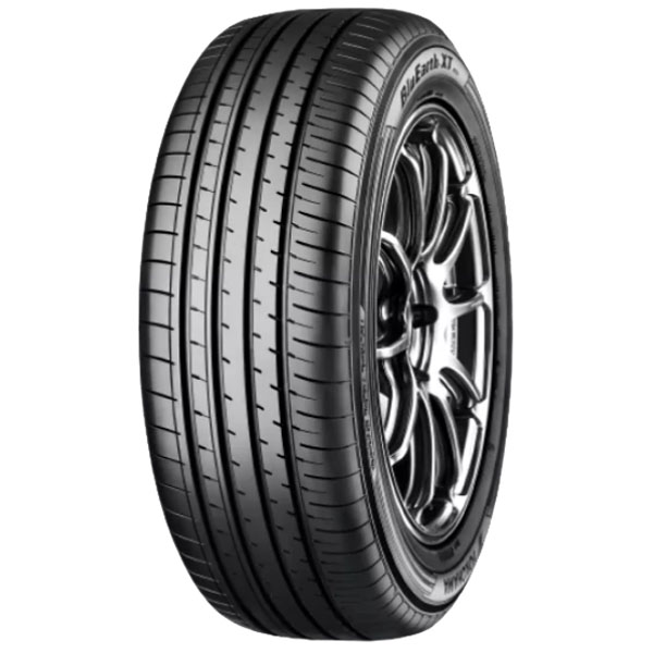 215/65R17 YOKOHAMA BluEarth-XT AE61 99 V
