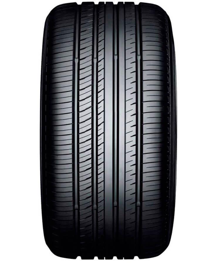 215/45R18 YOKOHAMA ADVAN dB V552 89 W (2023) 2 kind=photo angle=tread crop=full