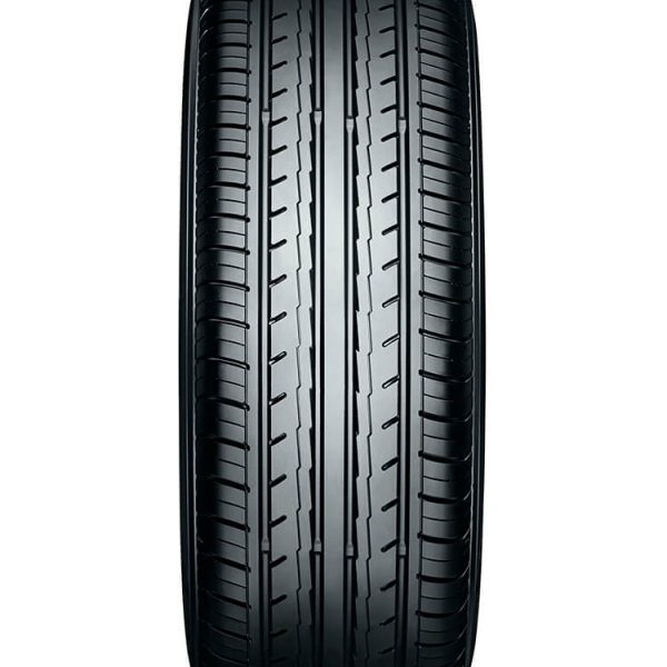 kind=photo angle=tread crop=full